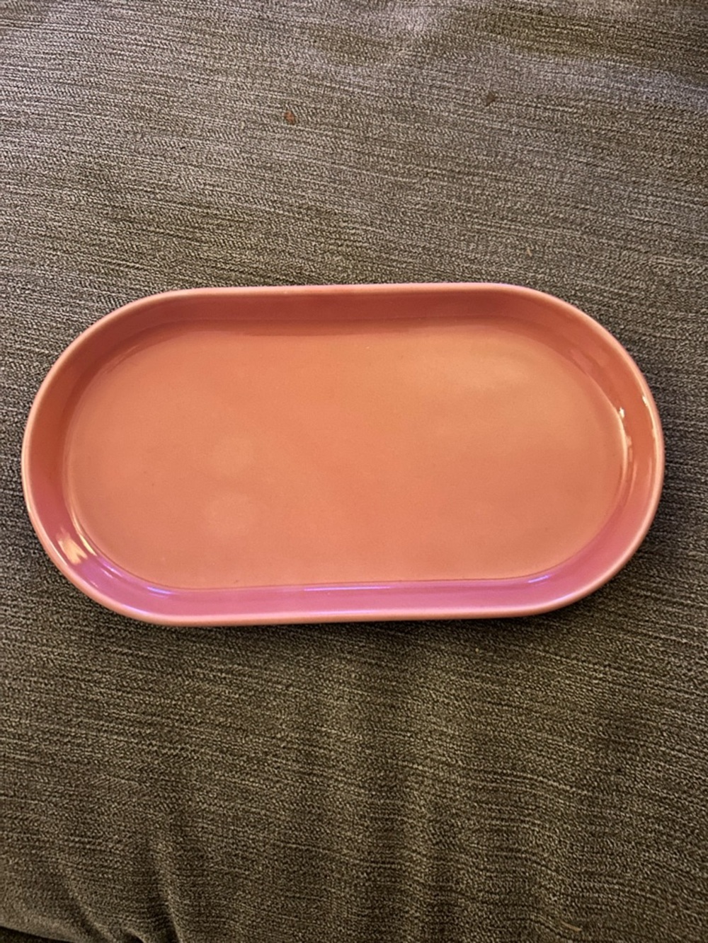 Oval Ceramic Tray in Dusty Pink ikea Height: ¾ "Length: 7 ¾ " Width: 4 ¼ "